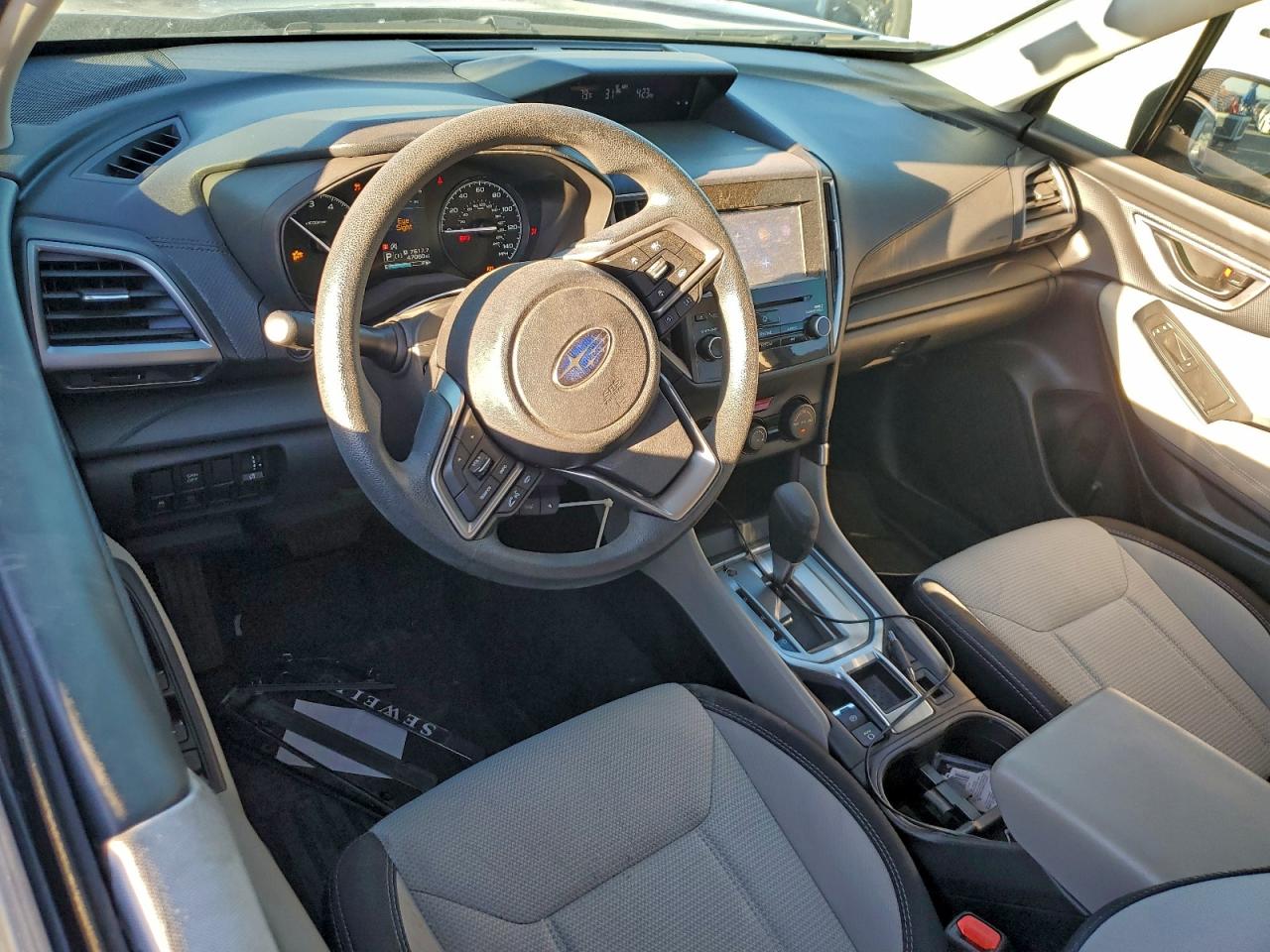 2021 SUBARU FORESTER photo 8