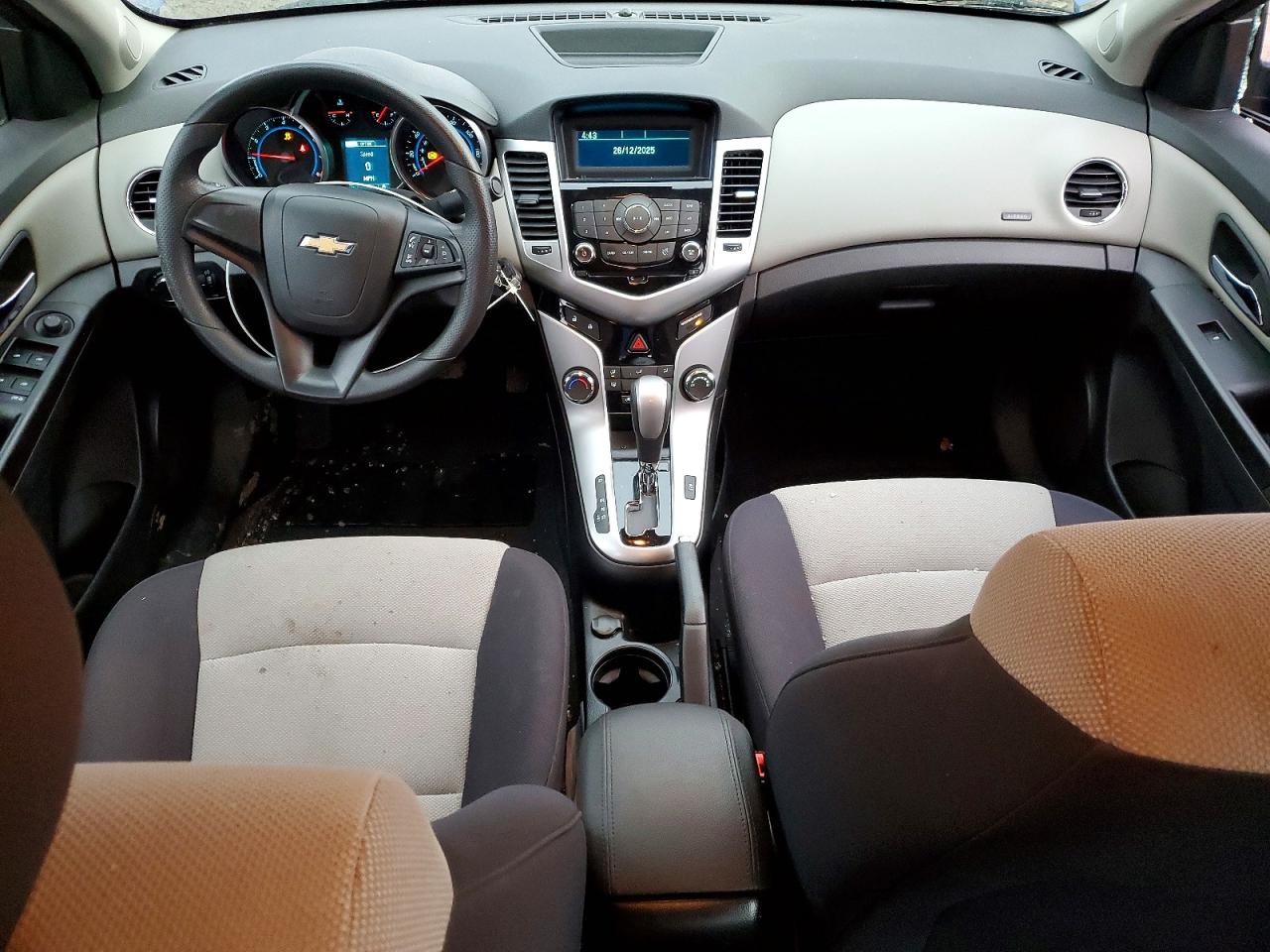 2013 CHEVROLET CRUZE LS photo 8