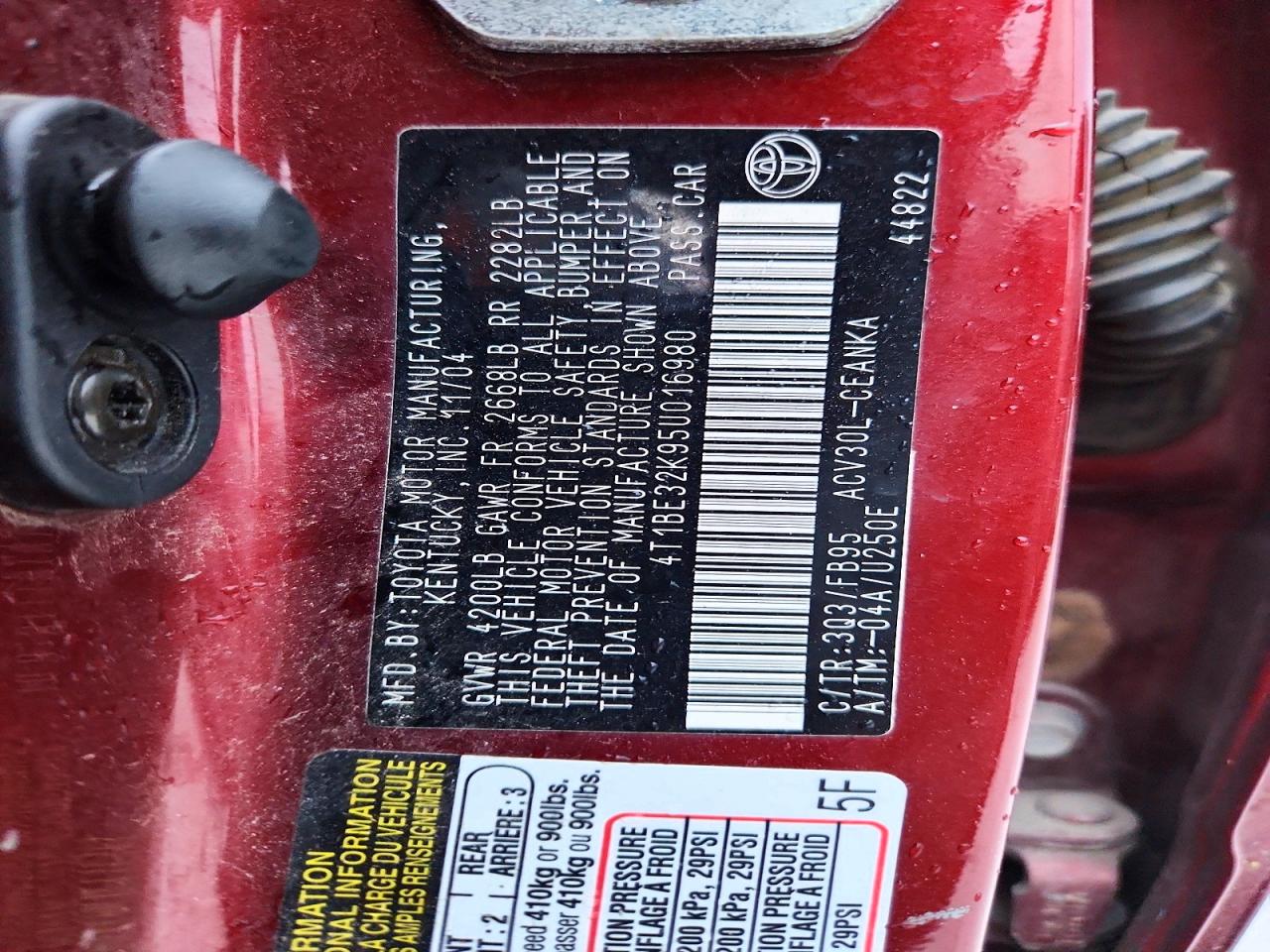 2005 TOYOTA CAMRY LE photo 13