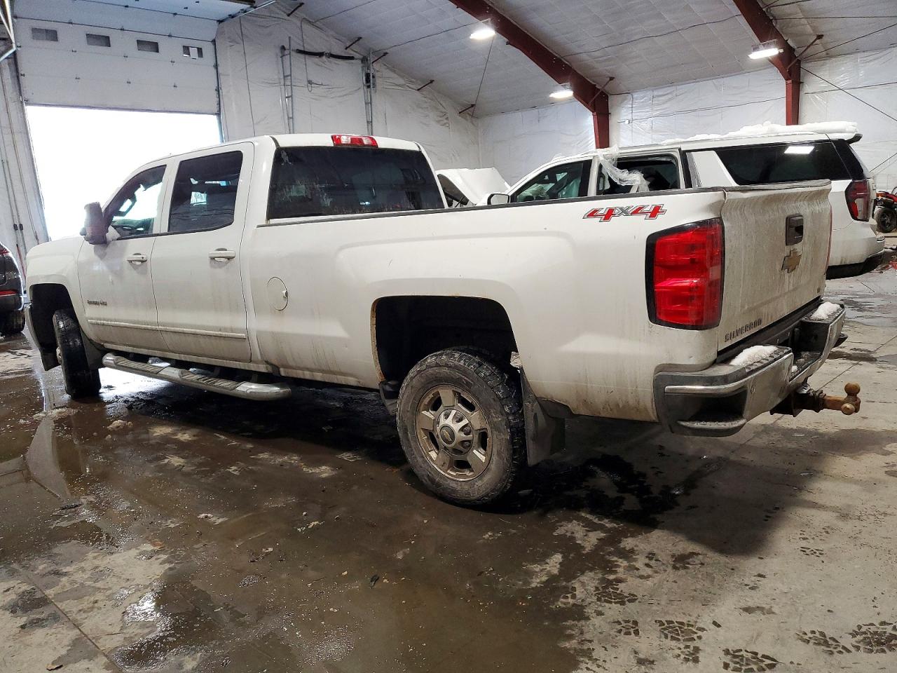 2017 CHEVROLET SILVERADO K2500 HEAVY DUTY LT photo 3