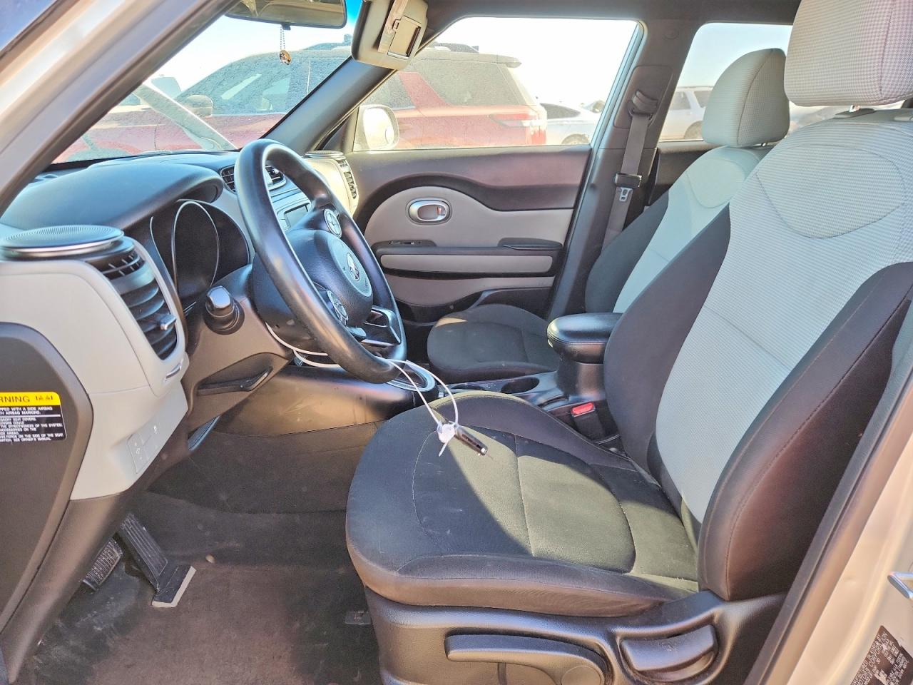 2017 KIA SOUL photo 7