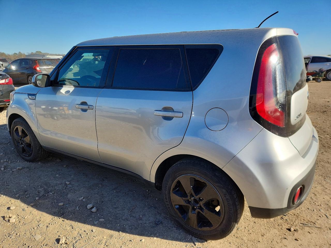 2017 KIA SOUL photo 2