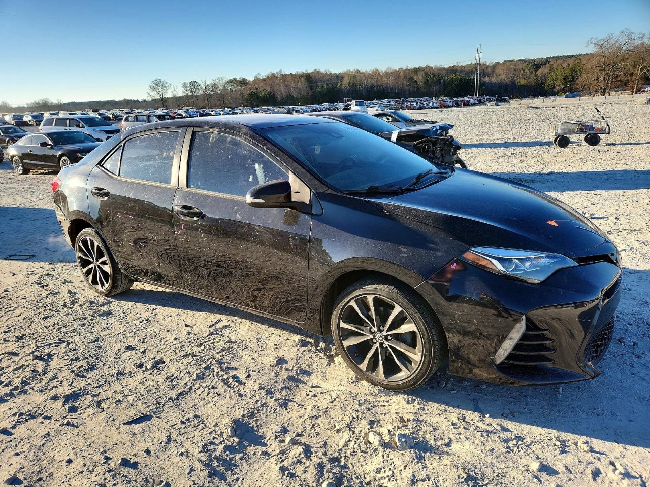 2017 TOYOTA COROLLA L photo 4