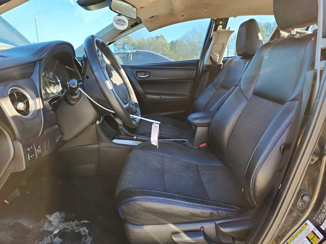 2017 TOYOTA COROLLA L photo 7