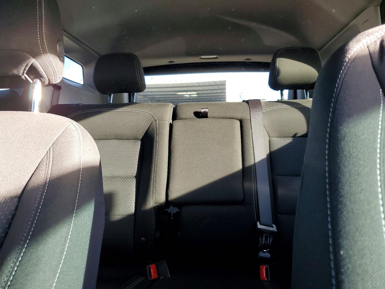 2024 GMC TERRAIN SLE photo 10