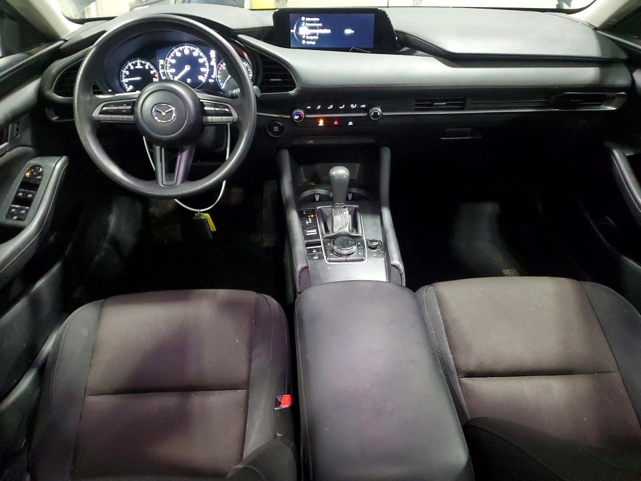 2019 MAZDA 3 photo 8