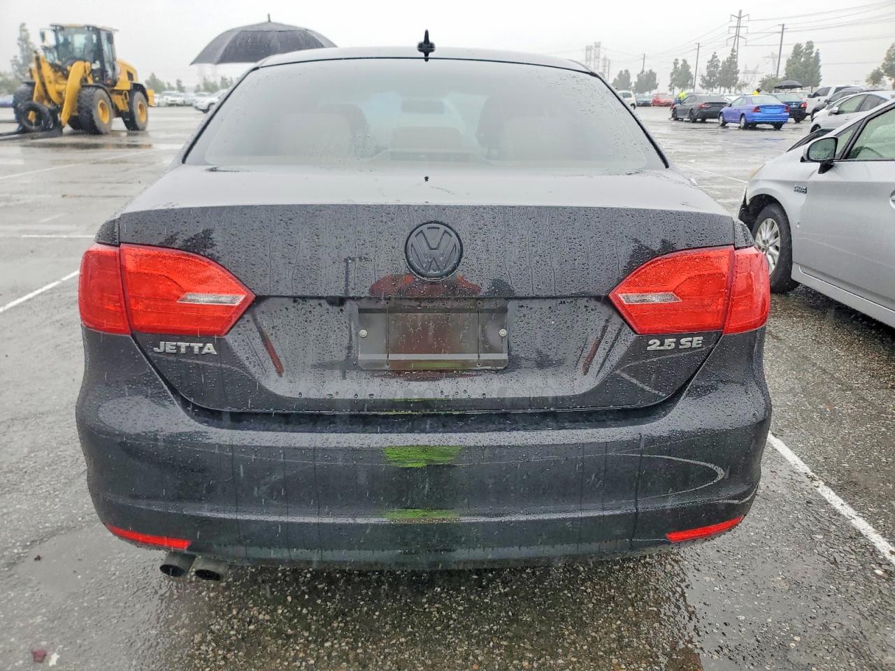 2012 VOLKSWAGEN JETTA SE photo 6