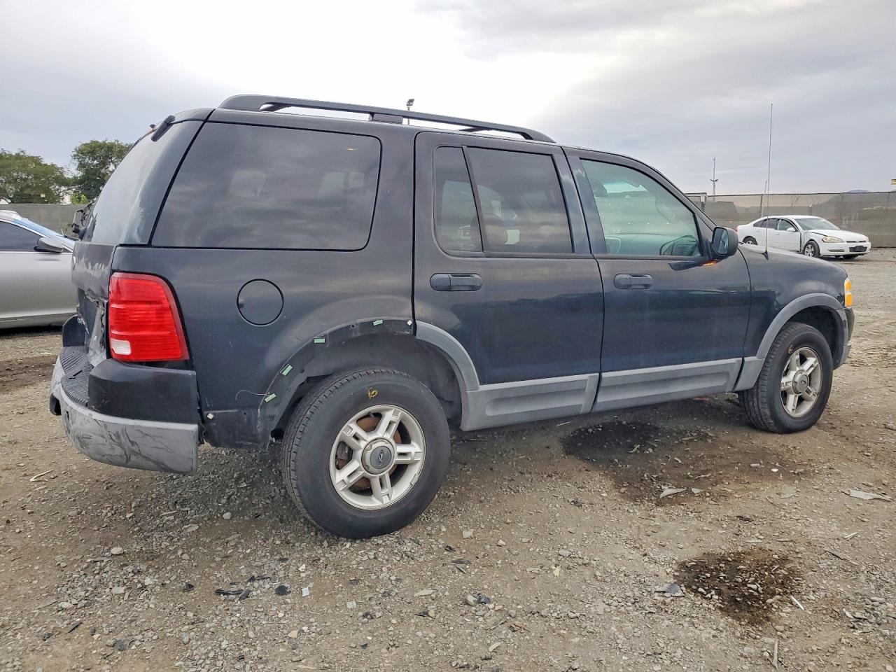 2003 FORD EXPLORER XLT photo 3