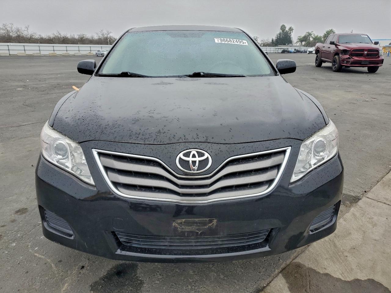 2011 TOYOTA CAMRY BASE photo 5