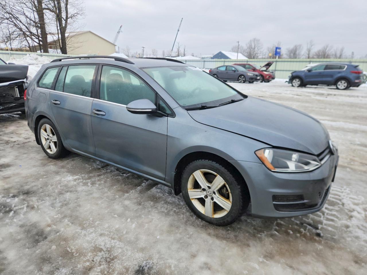 2015 VOLKSWAGEN GOLF SPORTWAGEN TDI S photo 4