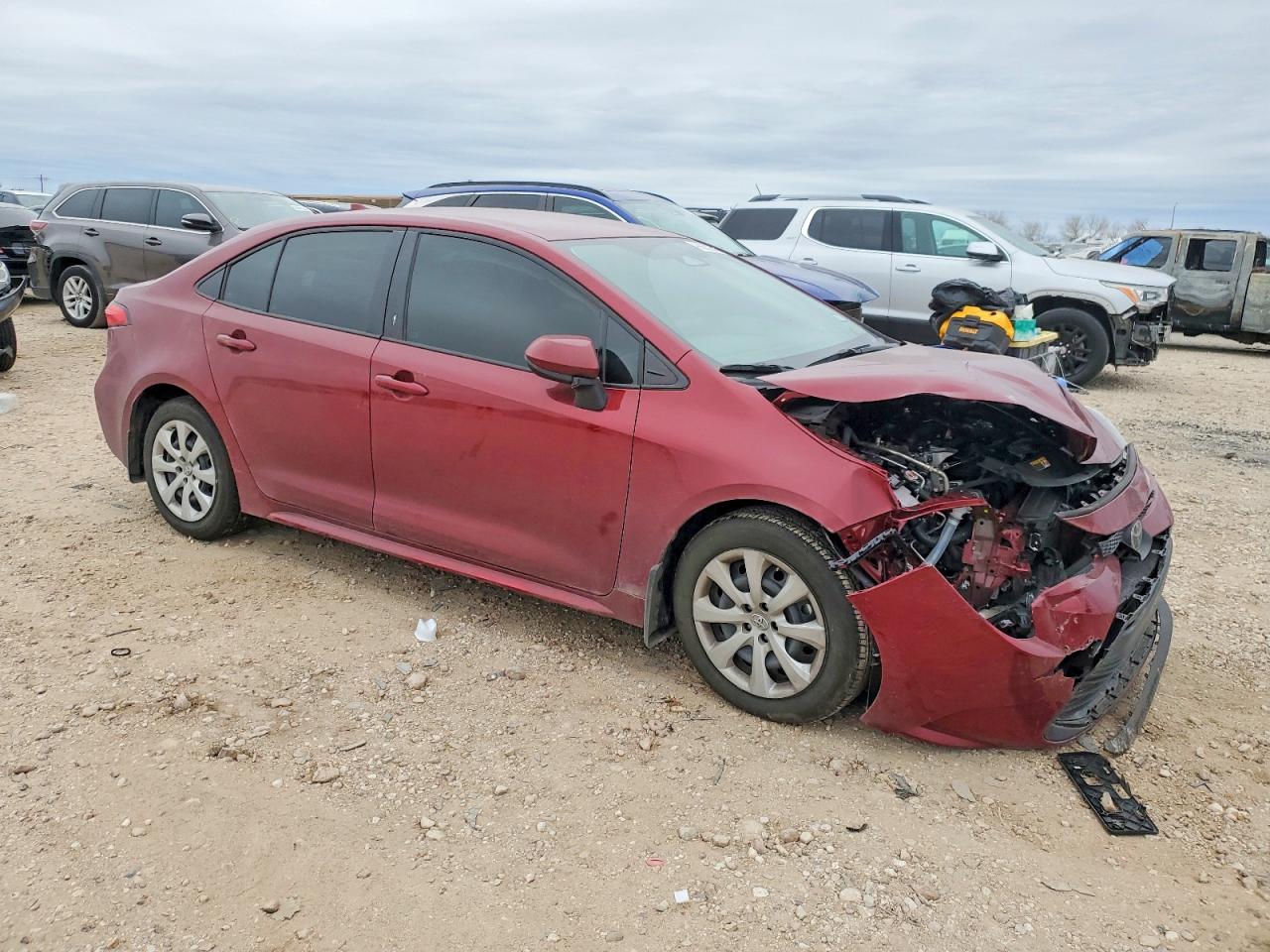 2025 TOYOTA COROLLA LE photo 4