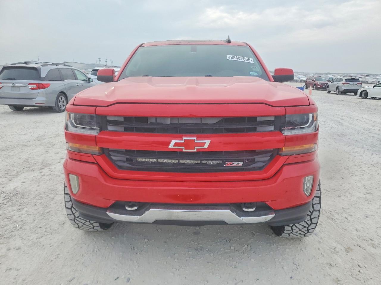 2016 CHEVROLET SILVERADO K1500 LT photo 5