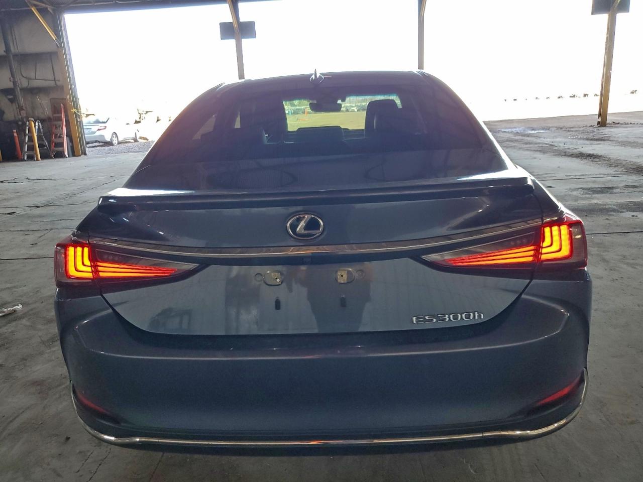 2023 LEXUS ES 300H BASE photo 16