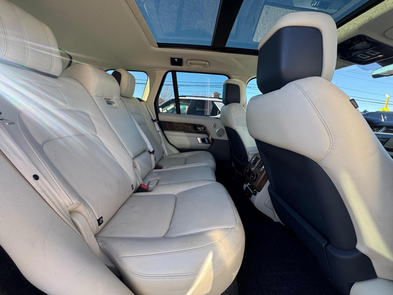 2019 LAND ROVER RANGE ROVER HSE photo 11