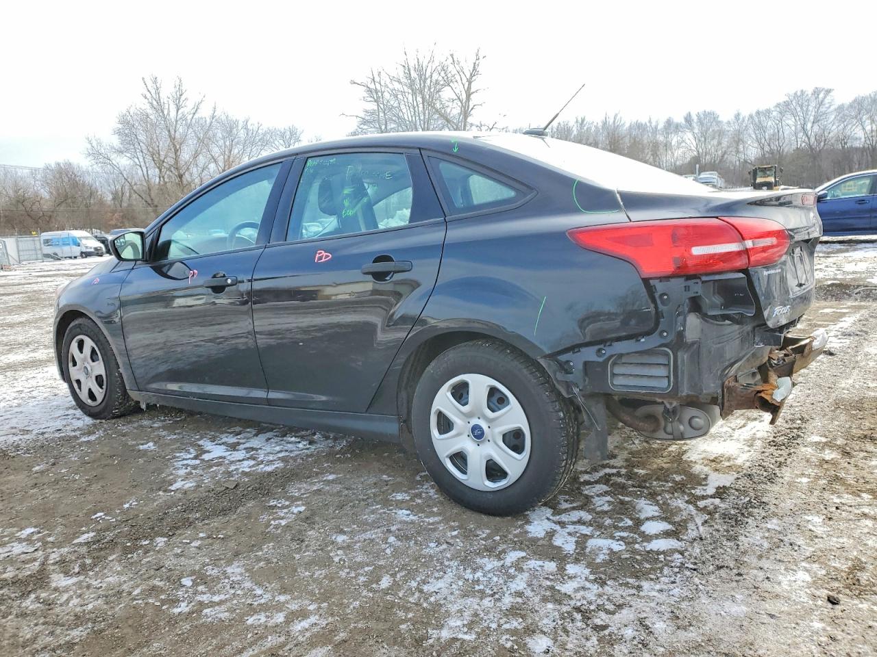 2018 FORD FOCUS S photo 2