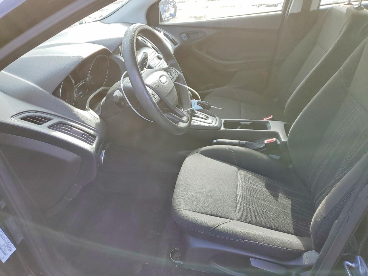 2018 FORD FOCUS S photo 7
