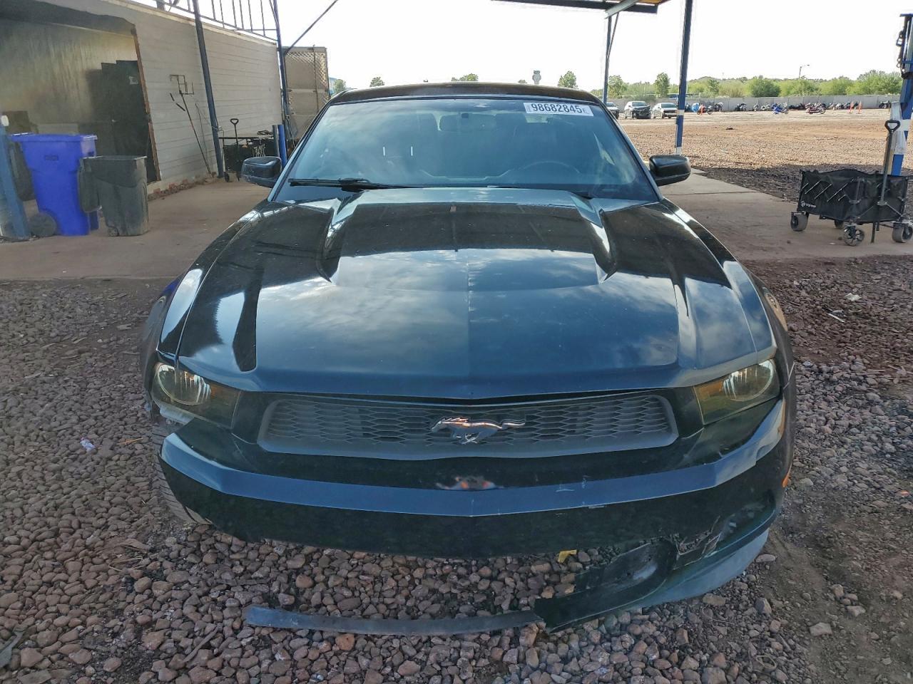 2012 FORD MUSTANG photo 5