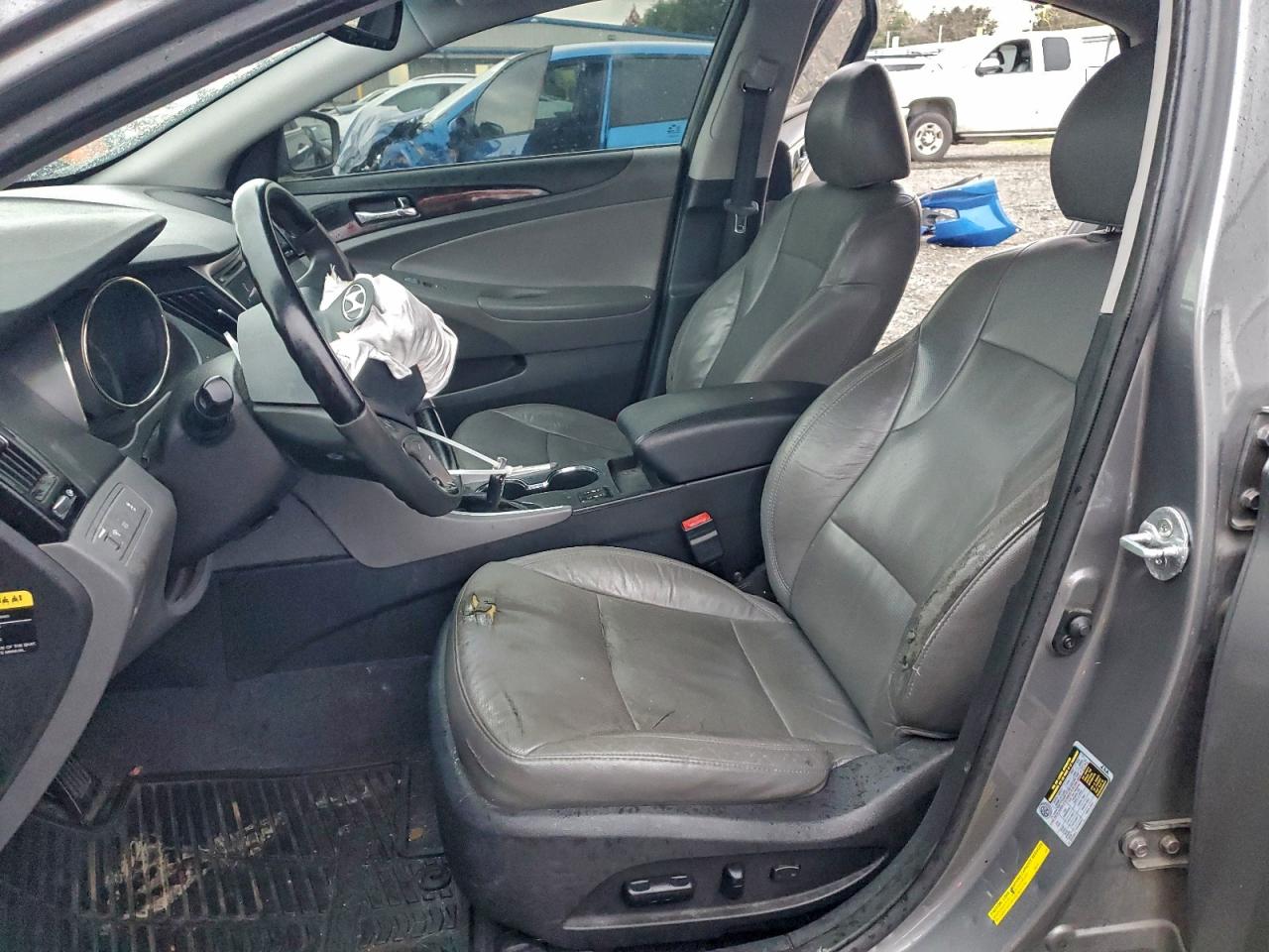 2013 HYUNDAI SONATA SE photo 7