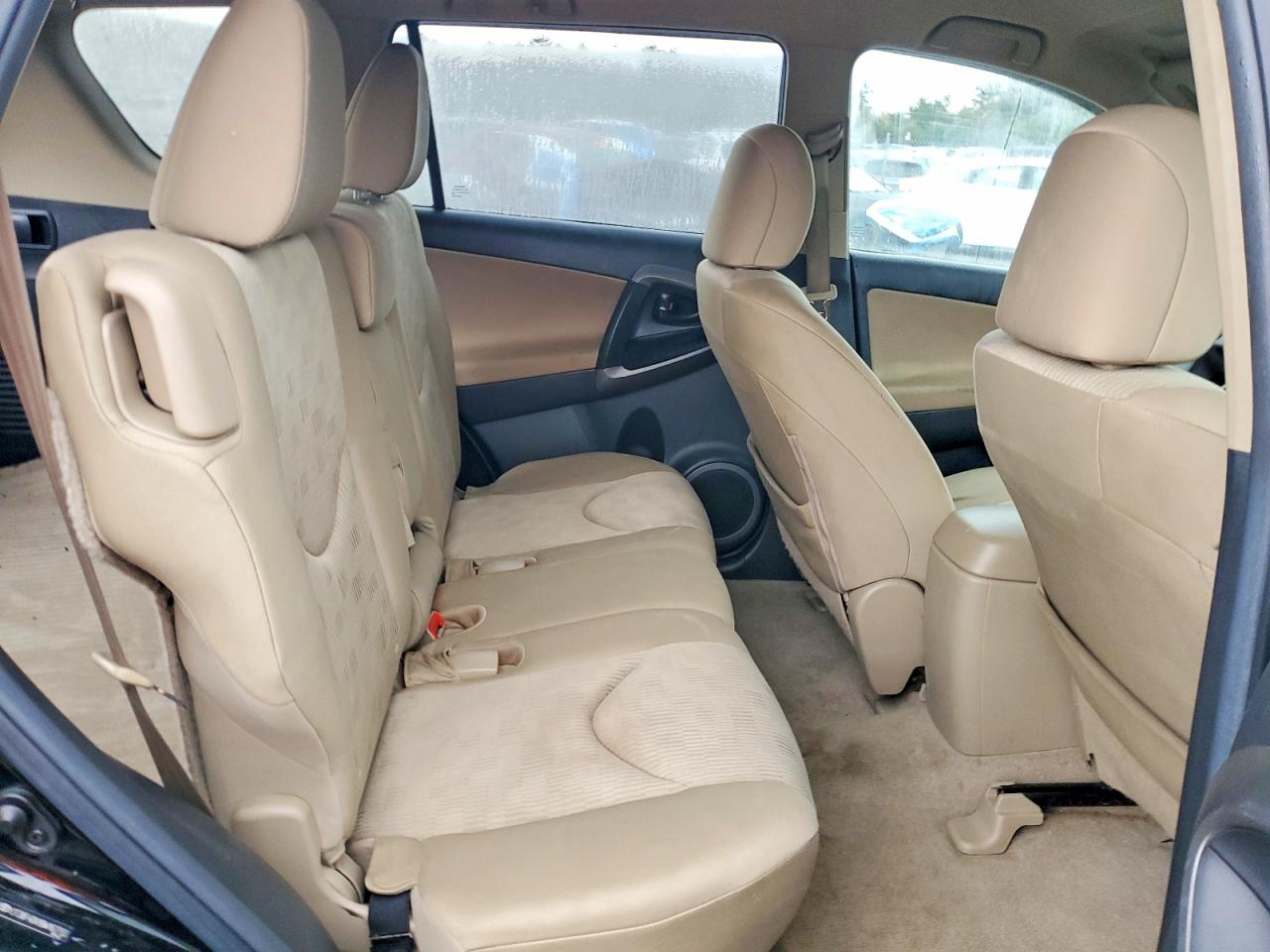 2011 TOYOTA RAV4 BASE photo 11