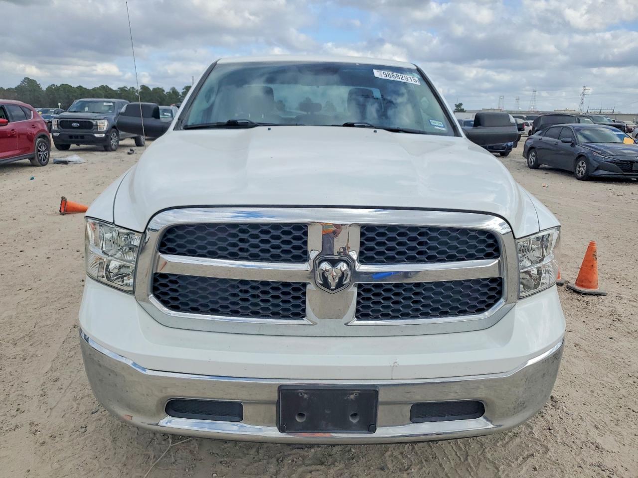2021 RAM 1500 CLASSIC TRADESMAN photo 5
