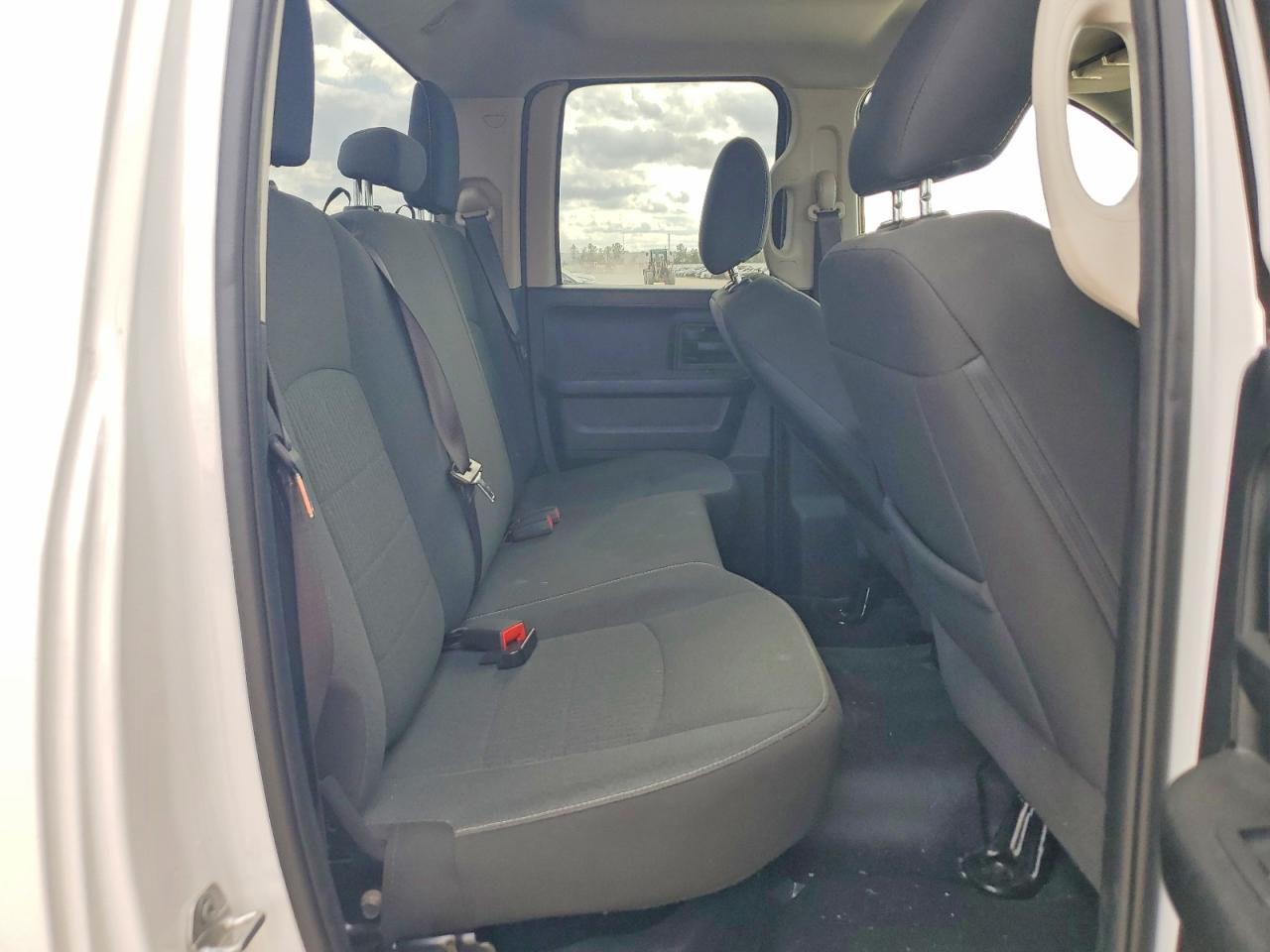 2021 RAM 1500 CLASSIC TRADESMAN photo 10