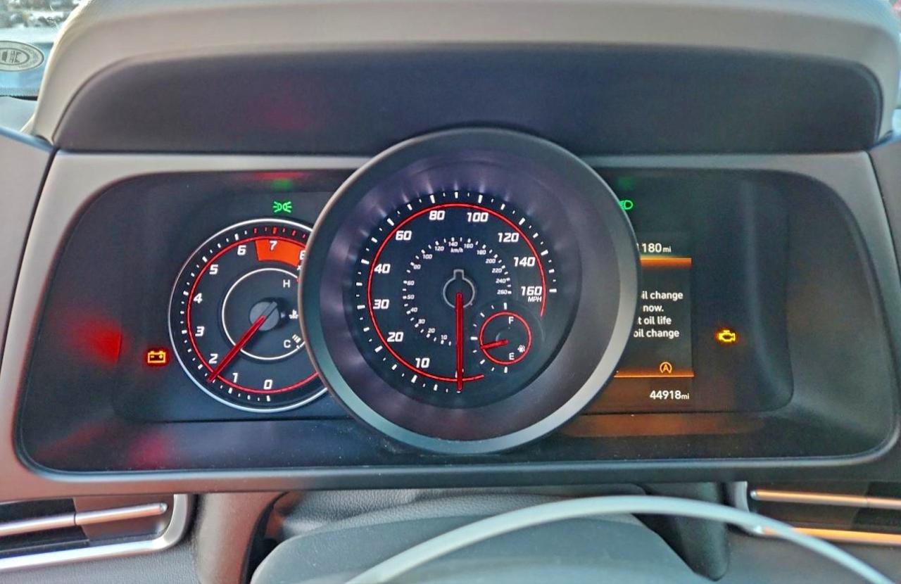2023 HYUNDAI ELANTRA SE photo 9