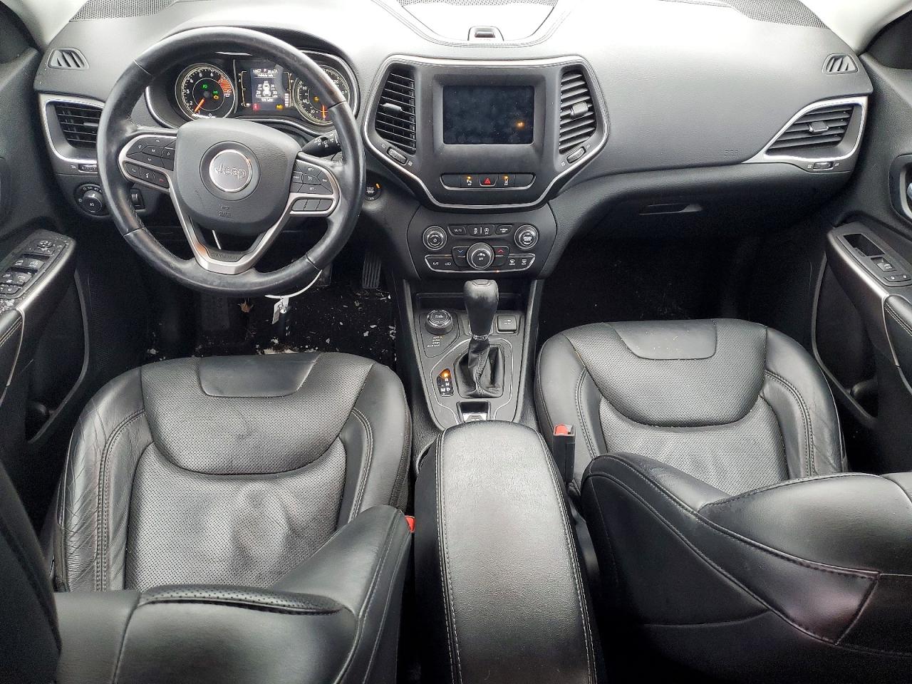 2021 JEEP CHEROKEE LATITUDE LUX photo 22