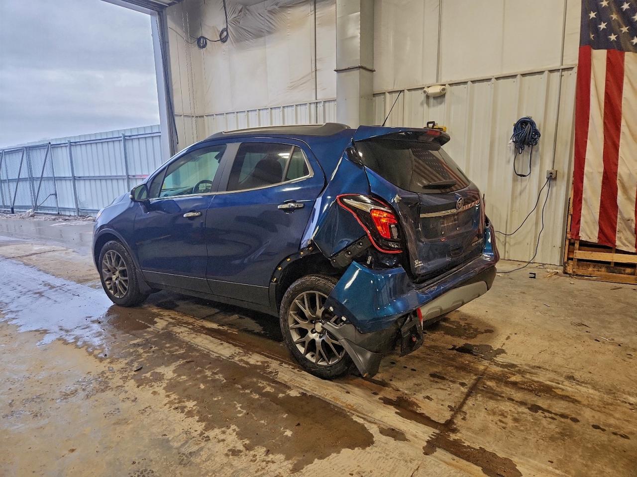 2019 BUICK ENCORE SPORT TOURING photo 2