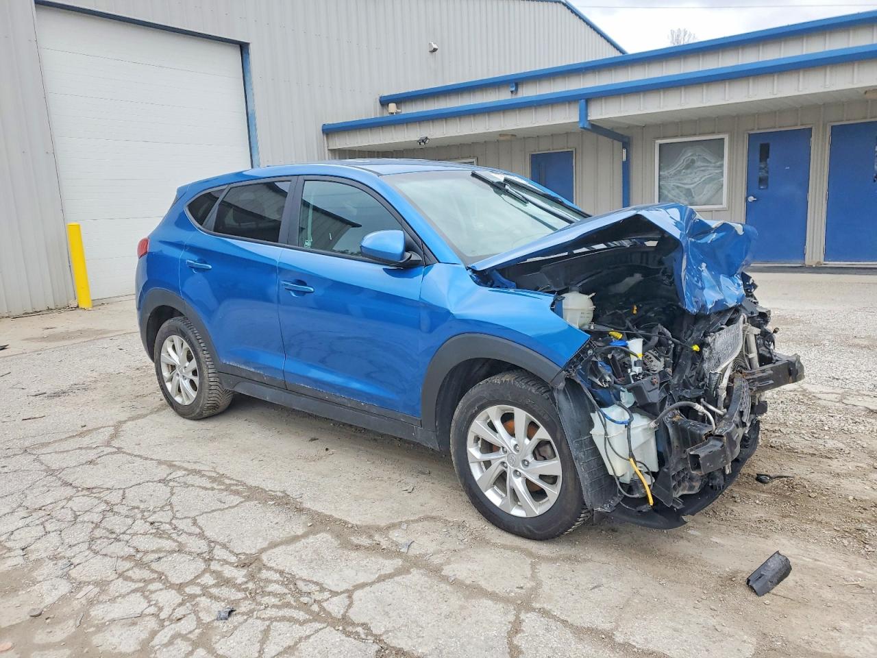 2020 HYUNDAI TUCSON SE photo 4