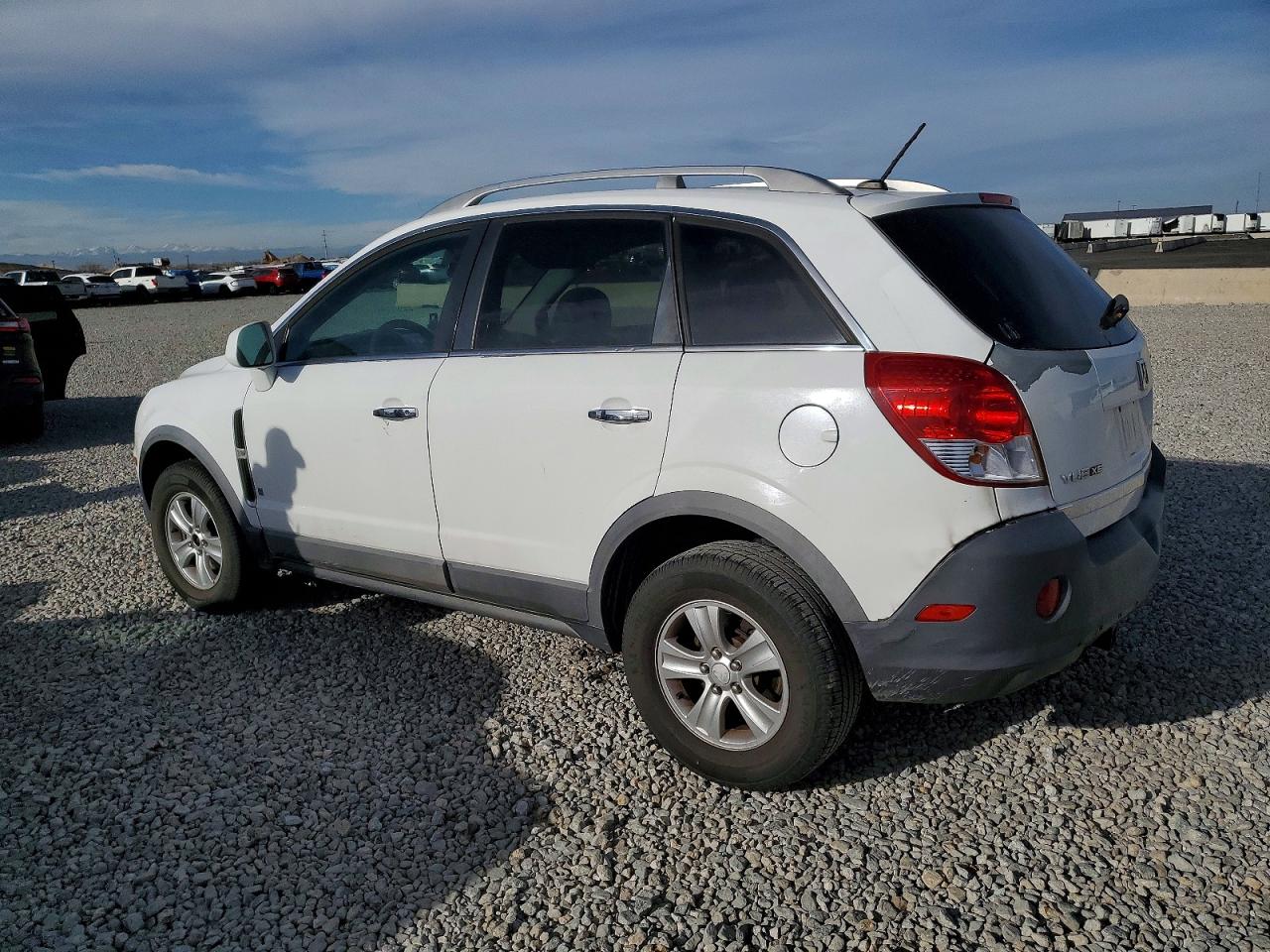 2008 SATURN VUE XE photo 2