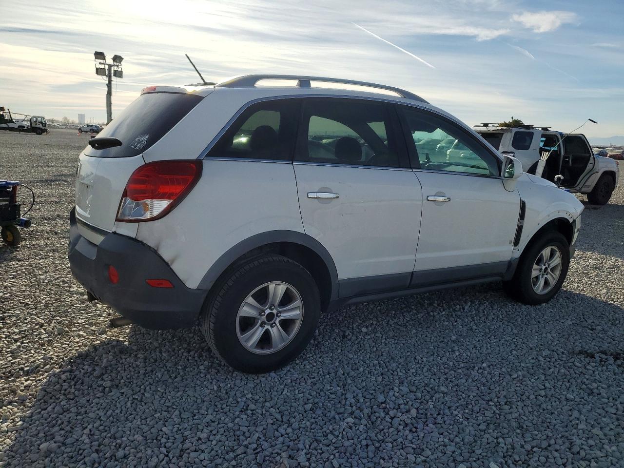 2008 SATURN VUE XE photo 3