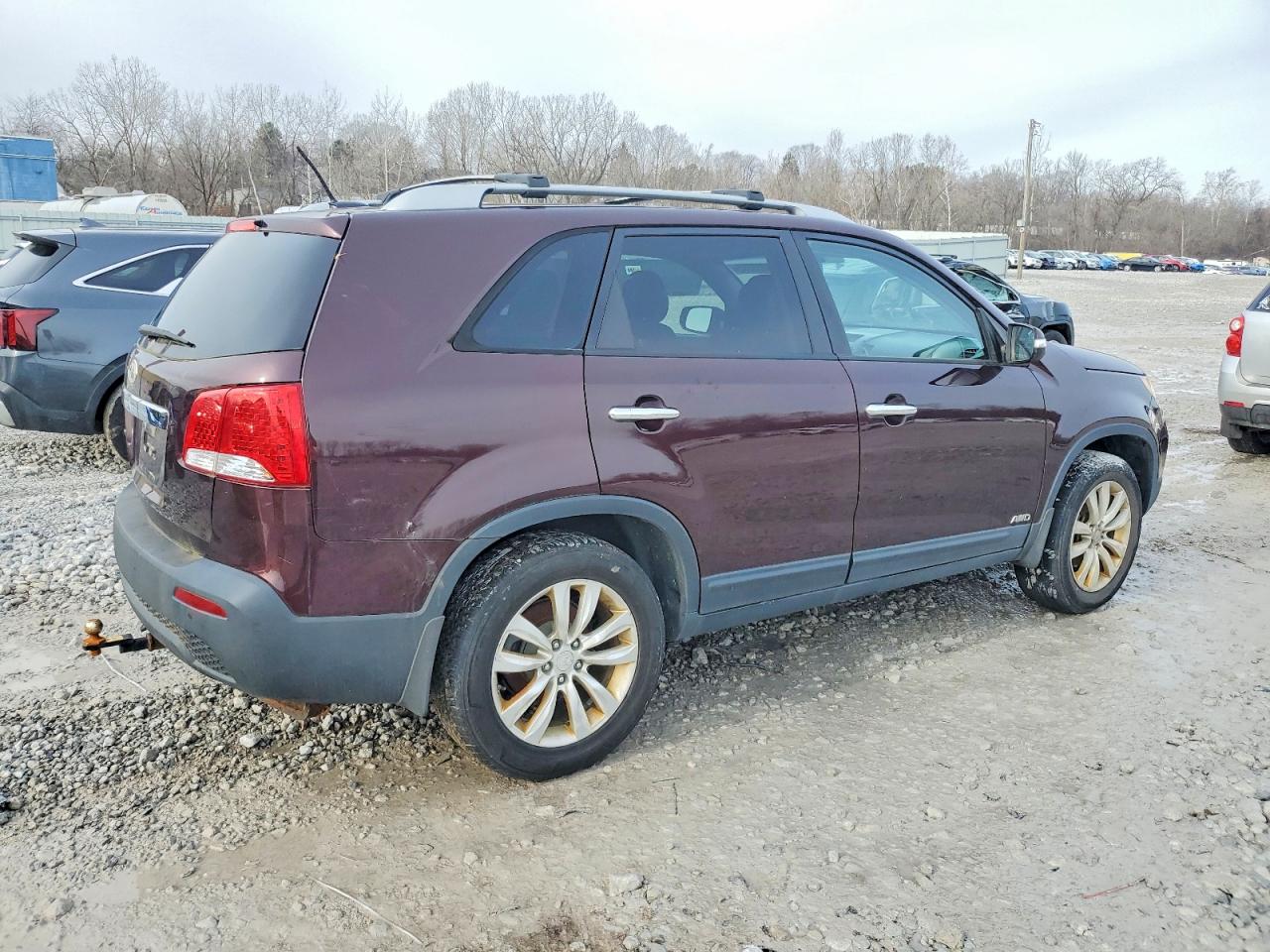 2011 KIA SORENTO BASE photo 3