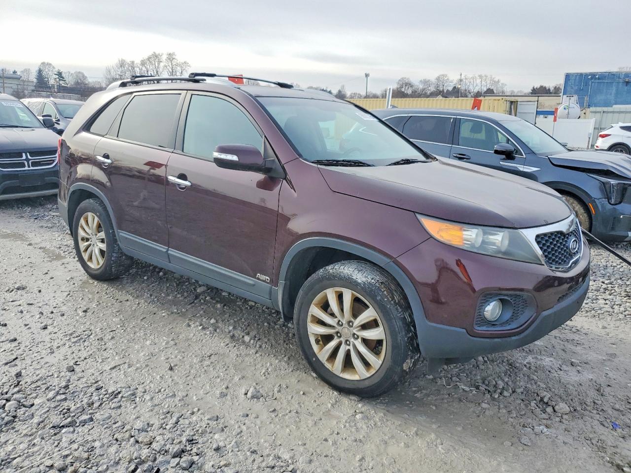 2011 KIA SORENTO BASE photo 4