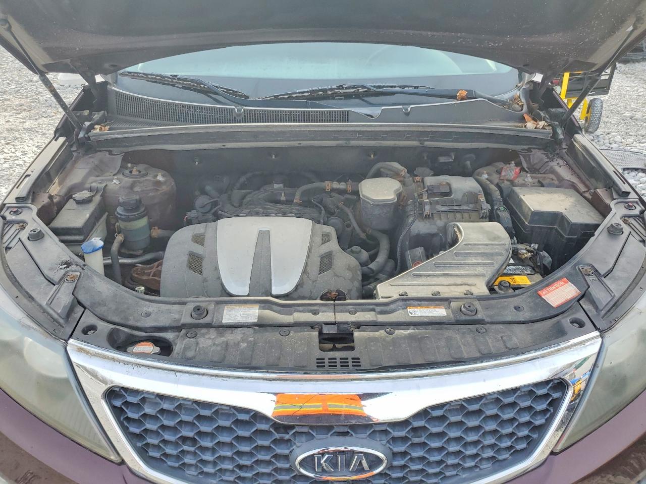 2011 KIA SORENTO BASE photo 12