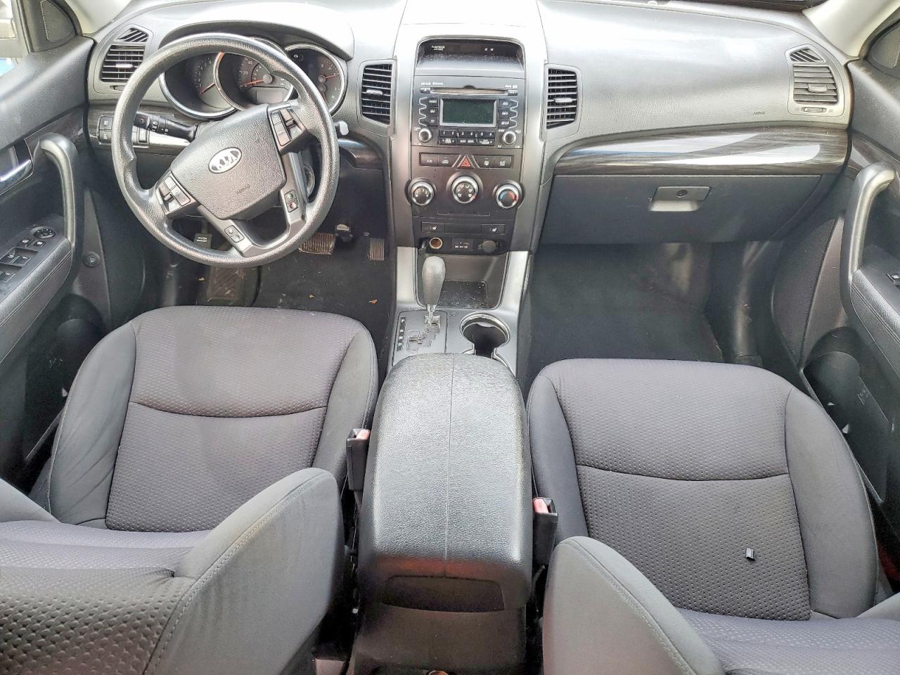 2011 KIA SORENTO BASE photo 8