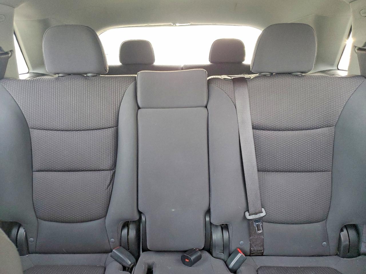2011 KIA SORENTO BASE photo 10