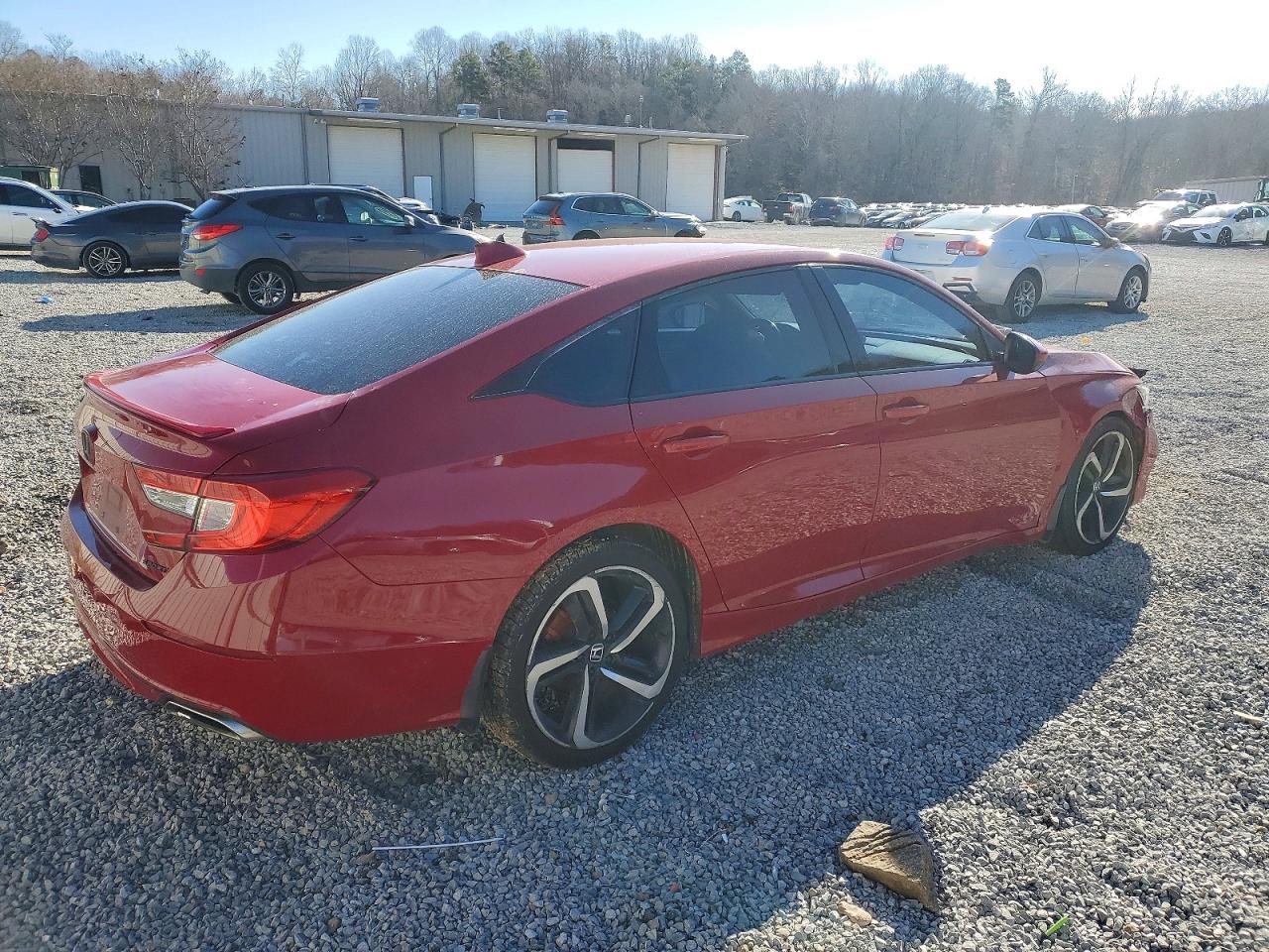 2018 HONDA ACCORD SPORT photo 3