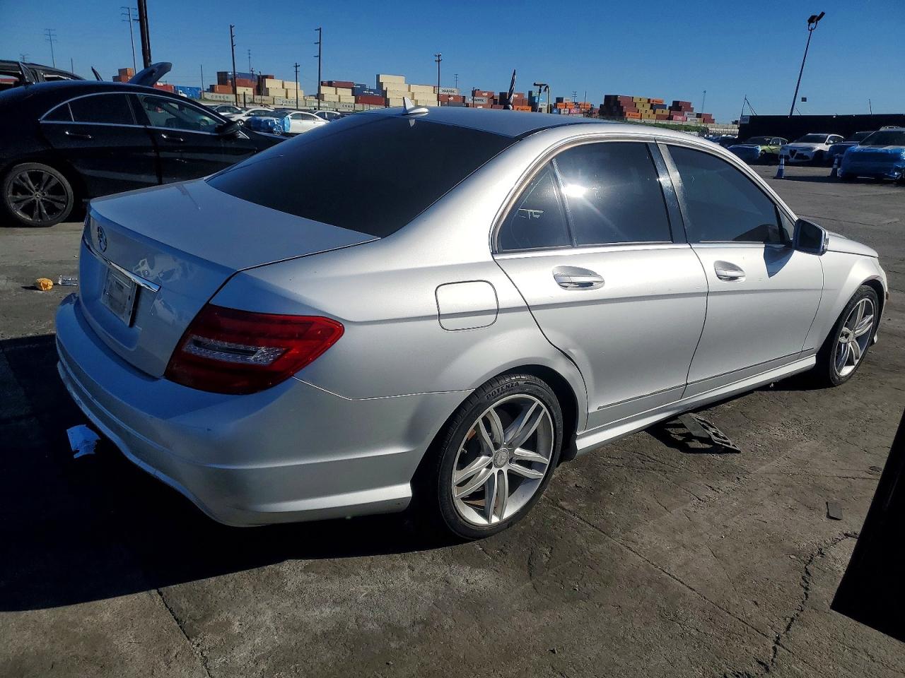 2013 MERCEDES-BENZ C 250 photo 3