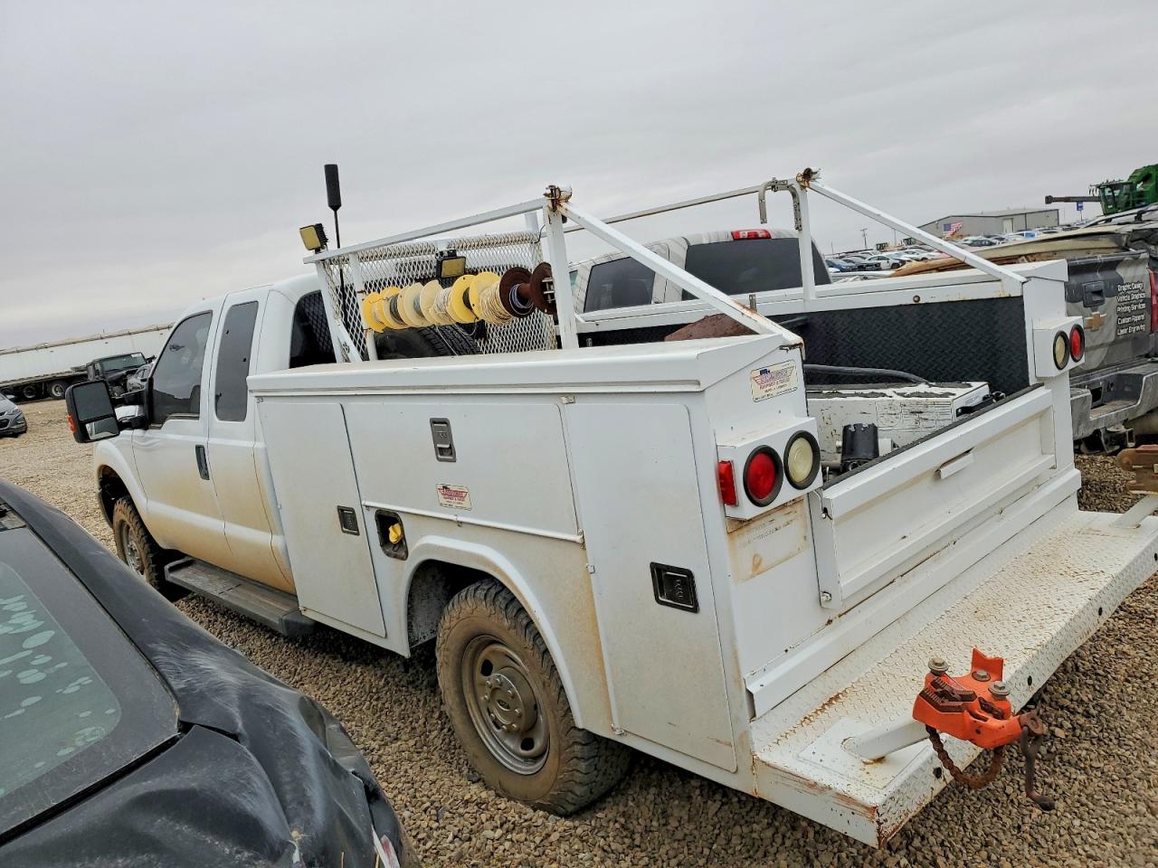2015 FORD F250 SUPER DUTY UTILITY / SERVICE TRUCK photo 2