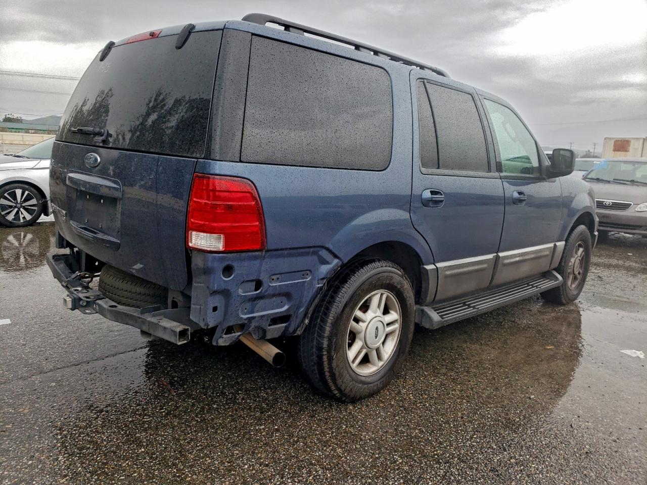 2005 FORD EXPEDITION XLT photo 3