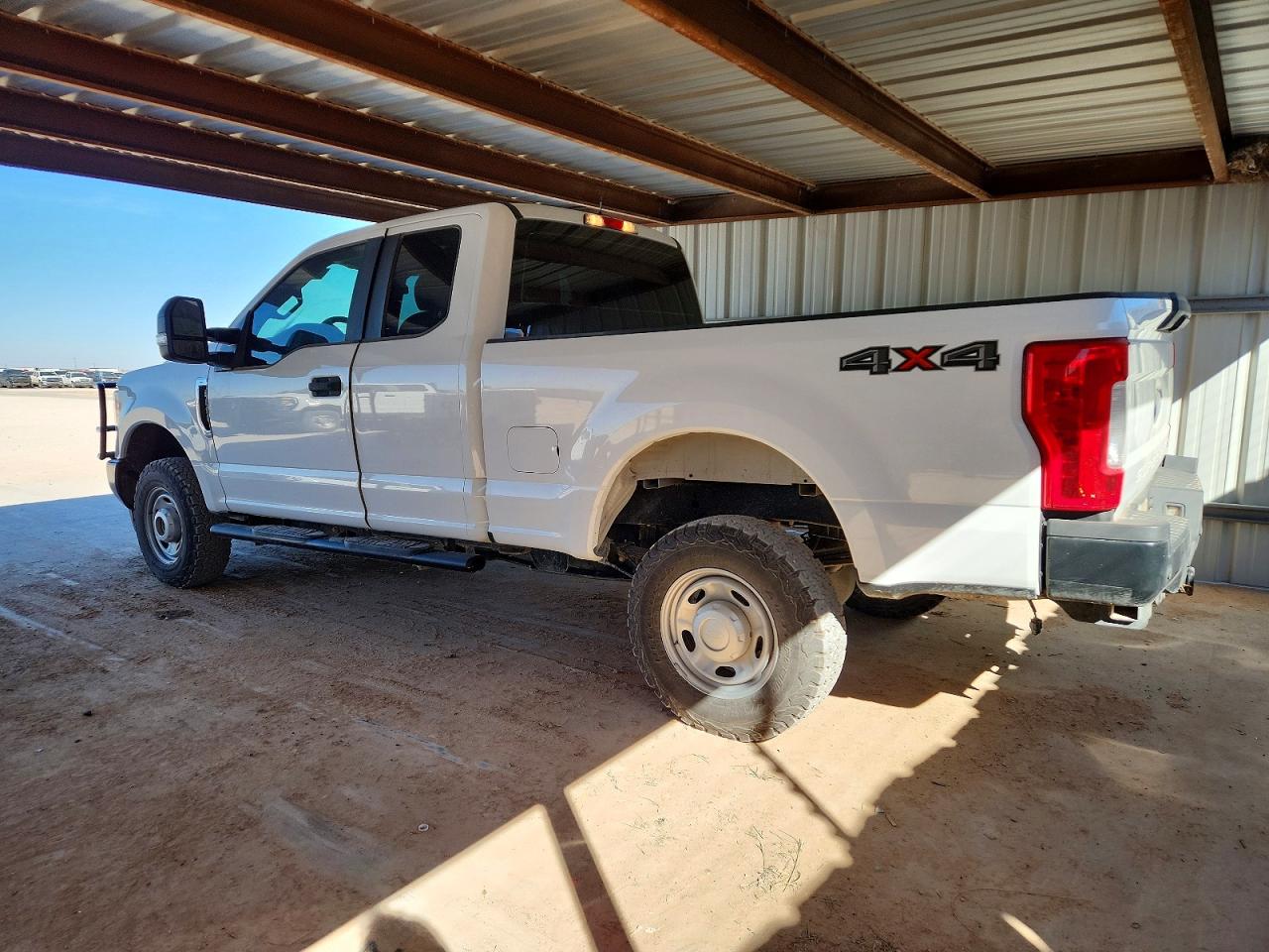2017 FORD F250 SUPER DUTY photo 2