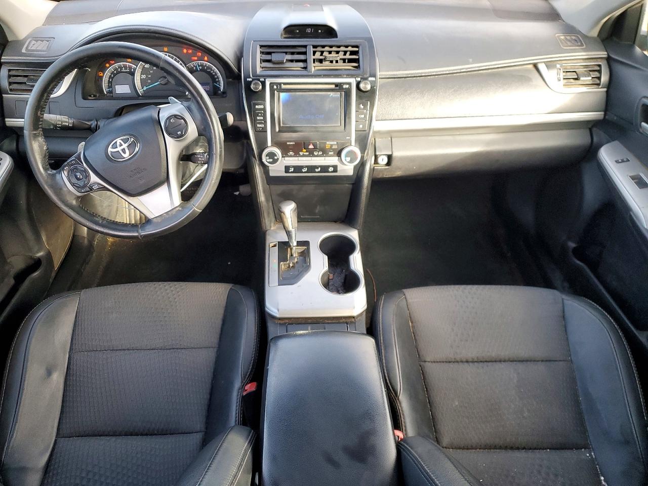 2012 TOYOTA CAMRY BASE photo 8