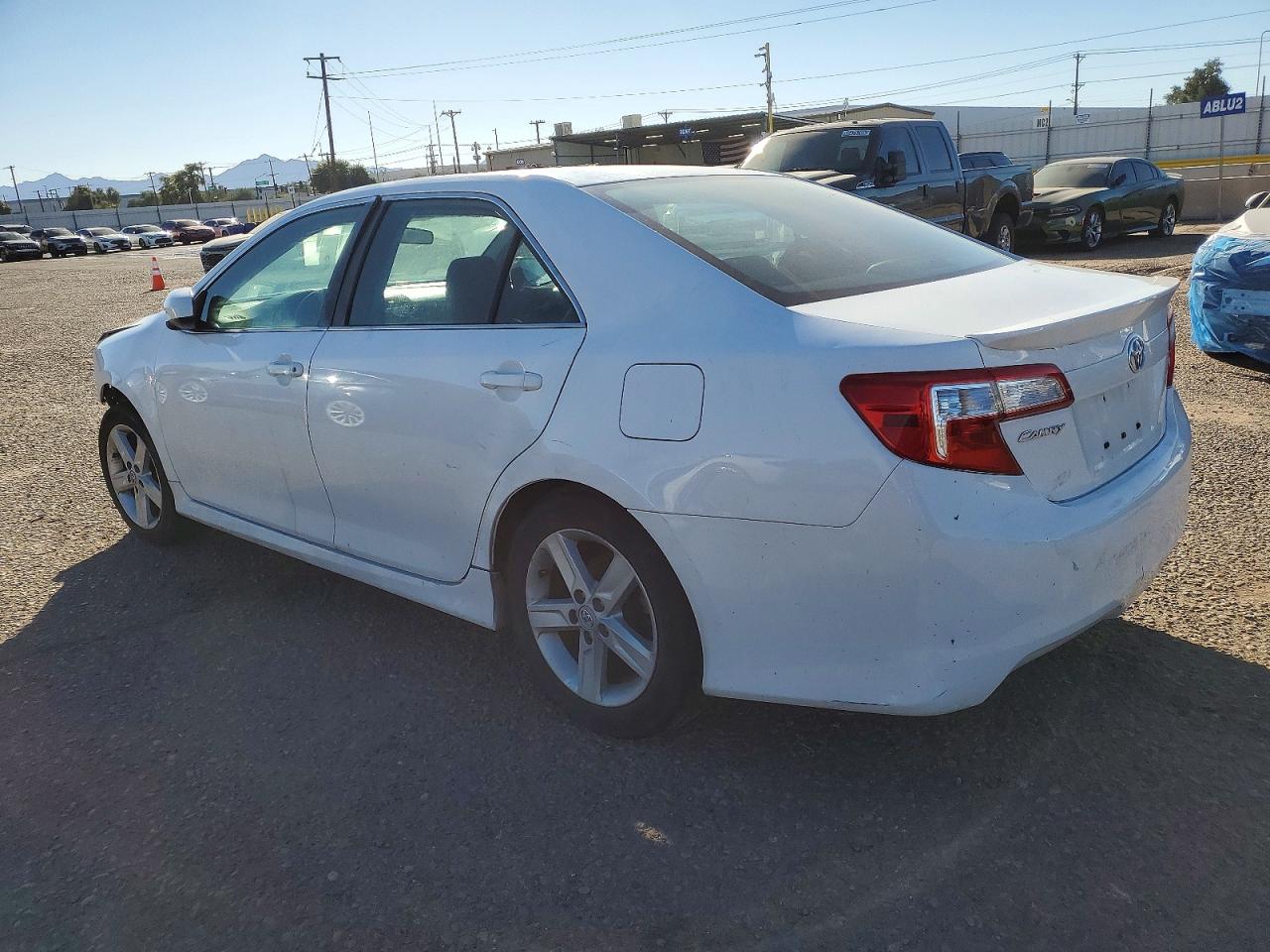 2012 TOYOTA CAMRY BASE photo 2