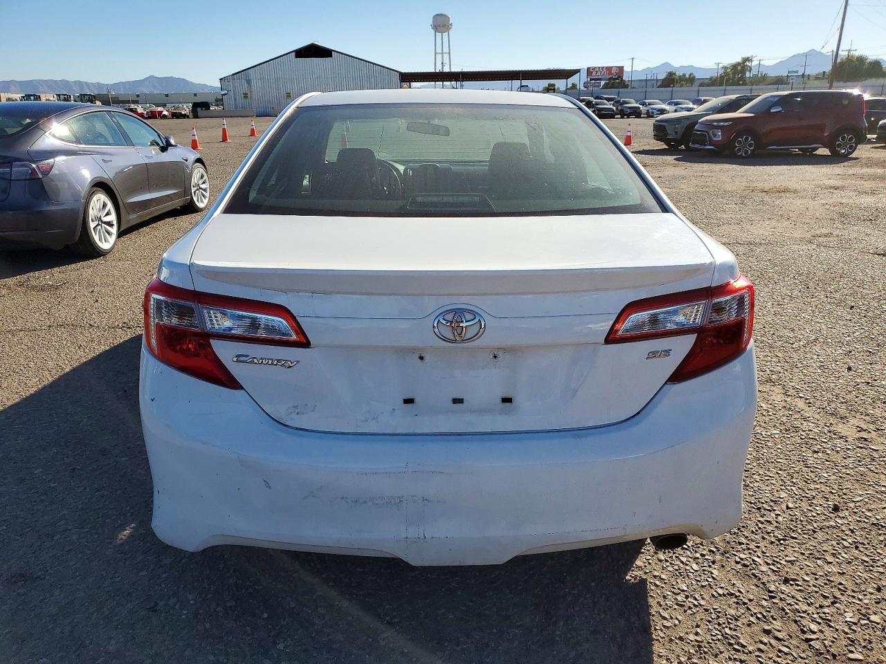 2012 TOYOTA CAMRY BASE photo 6