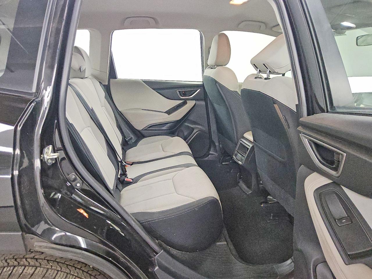 2021 SUBARU FORESTER photo 19