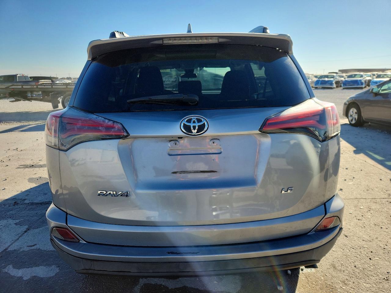 2017 TOYOTA RAV4 LE photo 6
