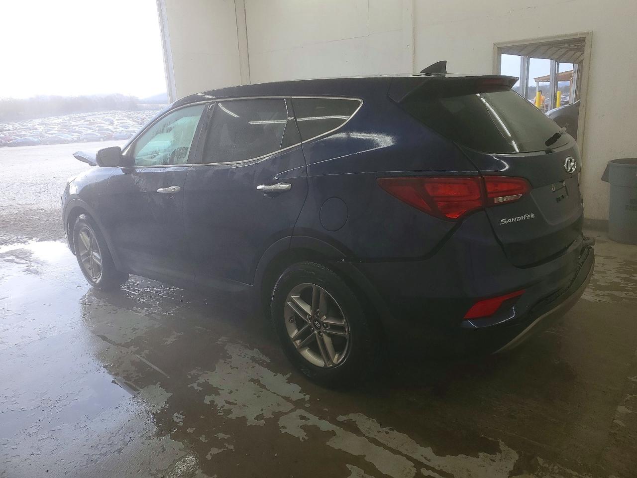 2017 HYUNDAI SANTA FE SPORT photo 2