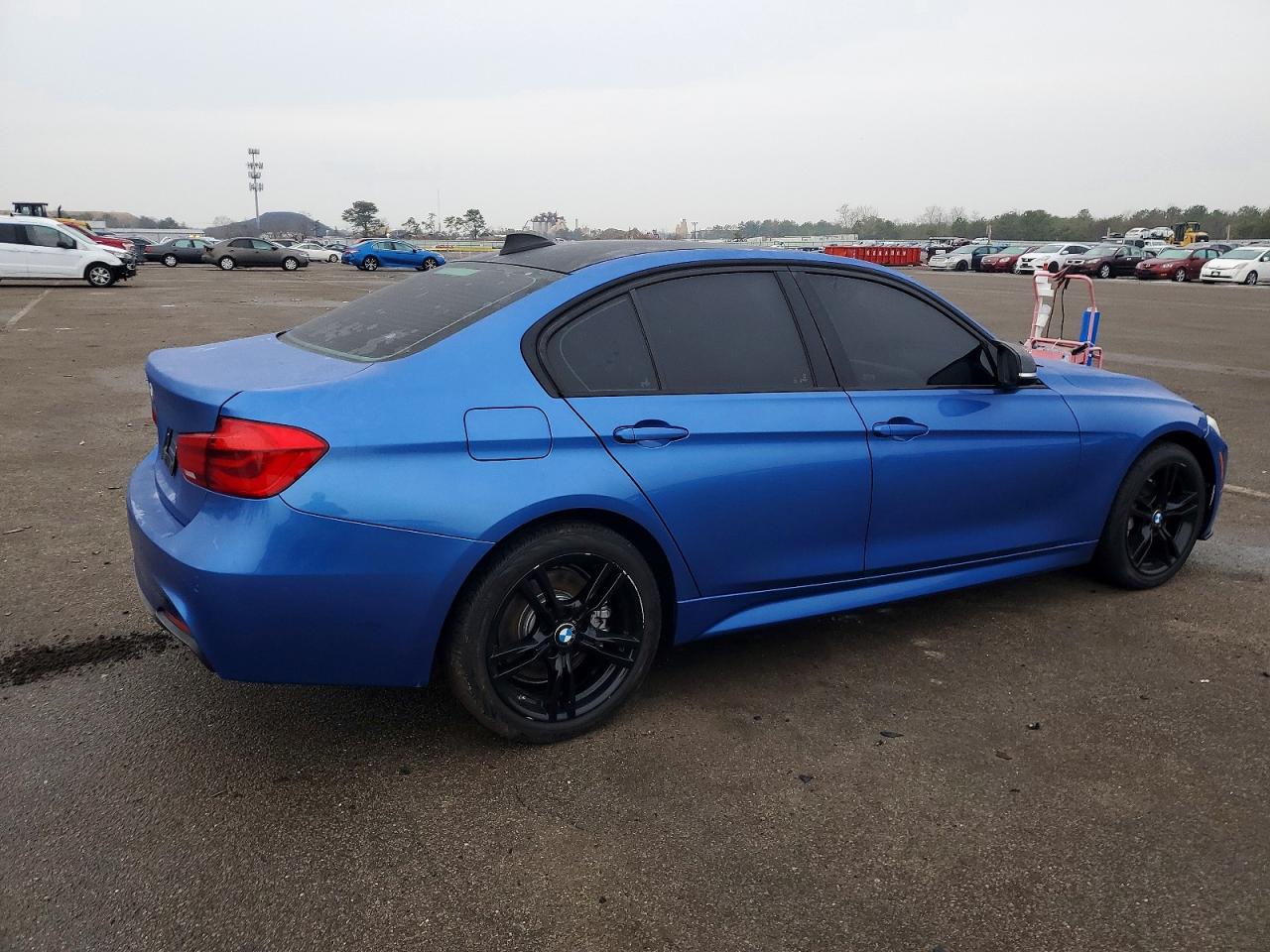 2016 BMW 328 XI SULEV photo 3