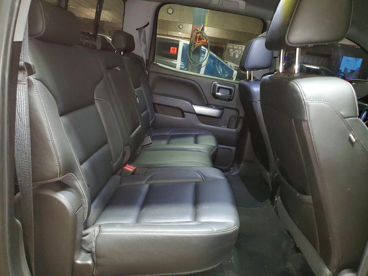 2018 CHEVROLET SILVERADO K1500 LT photo 10