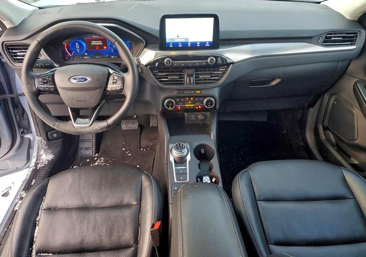 2022 FORD ESCAPE TITANIUM photo 8